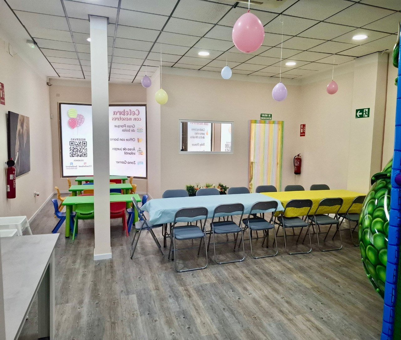 Sala preparada para cumpleaños en Sanferland